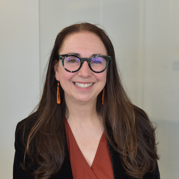 
<span>Dr. Tiffany Hogan</span>
